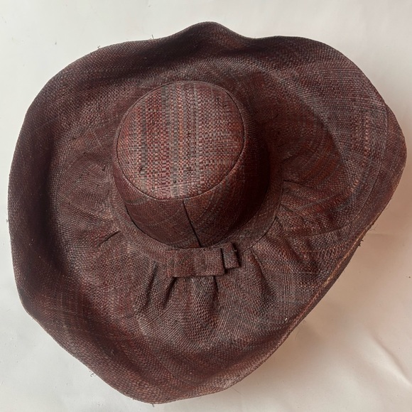 Madagascar Raffia Woven Straw Extra Wide Brim Beach Hat Flip Brim Red Brown - Picture 2 of 8